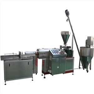 Este dificil să operați o mașină de fabricare a cartuşelor cu filtru de carbo...